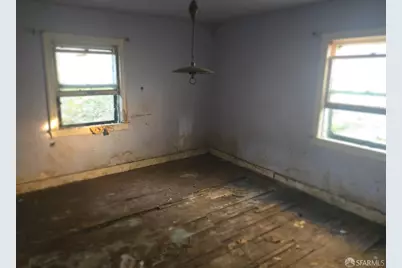 8336 Ney Avenue, Oakland, CA 94605 - Photo 12