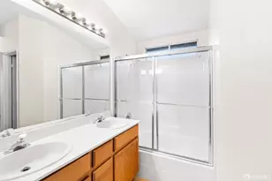 5160 Roundup Way, Antioch, CA 94531 - Photo 36