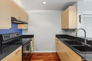 140 S Van Ness Ave, San Francisco, CA 94103 - Photo 8