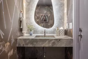 2525 Van Ness Ave, San Francisco, CA 94109 - Photo 16