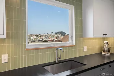 225 Congdon Street, San Francisco, CA 94112 - Photo 18