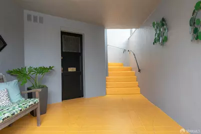 2833 Moraga Street, San Francisco, CA 94122 - Photo 2