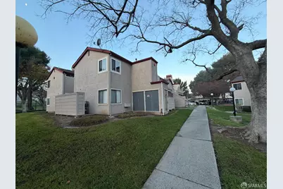 3 Lancaster Circle #211, Bay Point, CA 94565 - Photo 2