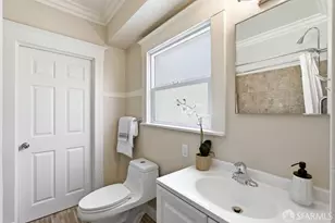 2040 Crosby Ave, Oakland, CA 94601 - Photo 12