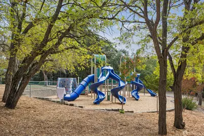 2 Beaumont Court, Lafayette, CA 94549 - Photo 86