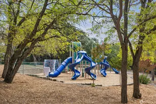 2 Beaumont Ct, Lafayette, CA 94549 - Photo 86