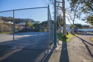 1010 San Antonio Cir, Daly City, CA 94014 - Photo 16