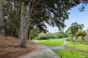 235 N Lake Merced Hills, San Francisco, CA 94132 - Photo 92