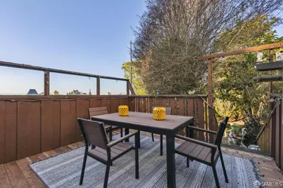 2830 Lawton Street, San Francisco, CA 94122 - Photo 22
