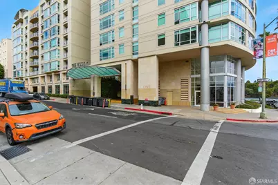 1 Lakeside Drive #1006, Oakland, CA 94612 - Photo 22