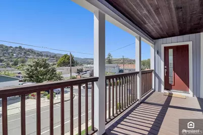 113 Alvarado Street, Brisbane, CA 94005 - Photo 4