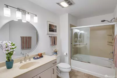 1511 Jefferson Street #PH7, Oakland, CA 94612 - Photo 30