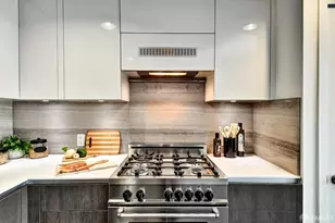 8 Buchanan St, San Francisco, CA 94102 - Photo 16