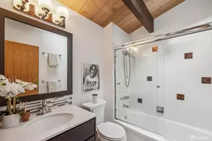 6340 Melville Dr, Oakland, CA 94611 - Photo 46