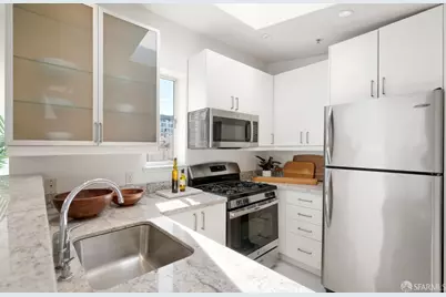 2315 Van Ness Avenue #7, San Francisco, CA 94109 - Photo 8