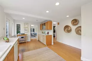 6891 Pinehaven Rd, Oakland, CA 94611 - Photo 12