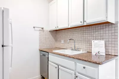 15065 Hesperian Boulevard #22, San Leandro, CA 94578 - Photo 12