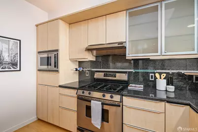 219 Brannan Street #5G, San Francisco, CA 94107 - Photo 16