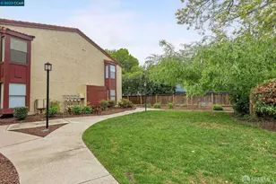 1391 Monument Blvd, Concord, CA 94520 - Photo 20