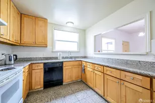 29 Oceanside Dr, Daly City, CA 94015 - Photo 16