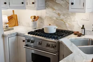 1166 Green St, San Francisco, CA 94109 - Photo 22