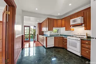 134 Sears St, San Francisco, CA 94112 - Photo 12