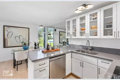 5004 Diamond Heights Boulevard, San Francisco, CA 94131 - Photo 16