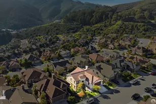 147 Elderberry Ln, Brisbane, CA 94005 - Photo 2