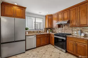 235 Oak Park Dr, San Francisco, CA 94131 - Photo 18