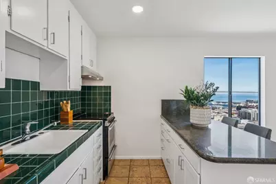 218 Union Street #5, San Francisco, CA 94133 - Photo 32
