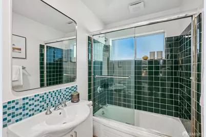 218 Union Street #5, San Francisco, CA 94133 - Photo 40