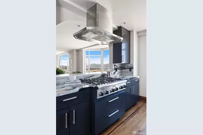 2100 Green Street #800, San Francisco, CA 94123 - Photo 12
