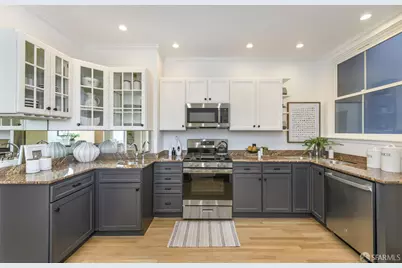 1701 Broadway #1, San Francisco, CA 94109 - Photo 6