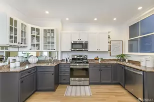 1701 Broadway, San Francisco, CA 94109 - Photo 6