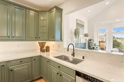 4519 25th Street #B, San Francisco, CA 94114 - Photo 6