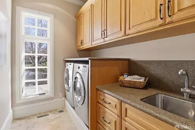 575 Pullman Road, Hillsborough, CA 94010 - Photo 38