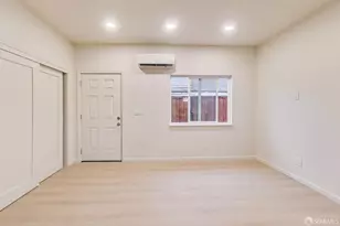 1364 E 27th St, Oakland, CA 94606 - Photo 4