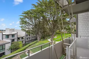 266 Red Rock Way, San Francisco, CA 94131 - Photo 26