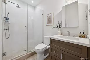 826 Diamond St, San Francisco, CA 94114 - Photo 18