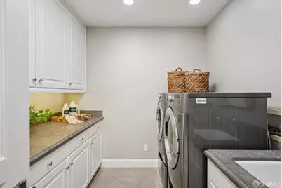 330 Locust Street, San Francisco, CA 94118 - Photo 56