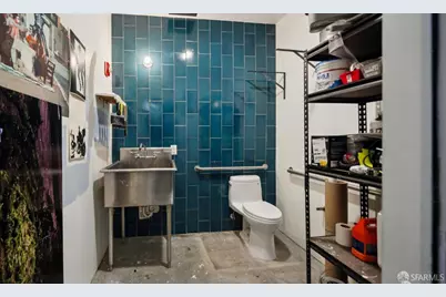 2405 Folsom Street #C1, San Francisco, CA 94110 - Photo 36