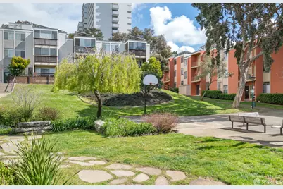 1550 Ofarrell Street #6, San Francisco, CA 94115 - Photo 30