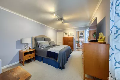 2240 Pacific Avenue, San Francisco, CA 94115 - Photo 18