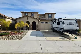 1535 Goldenstar Ct, Hollister, CA 95023 - Photo 2