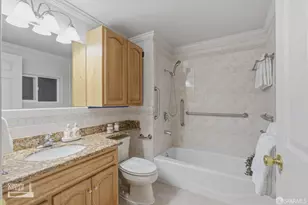 2115 20th Ave, San Francisco, CA 94116 - Photo 44