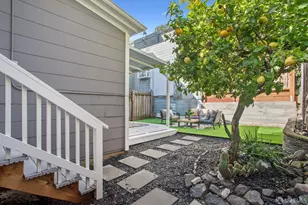 344 Holladay Ave, San Francisco, CA 94110 - Photo 8