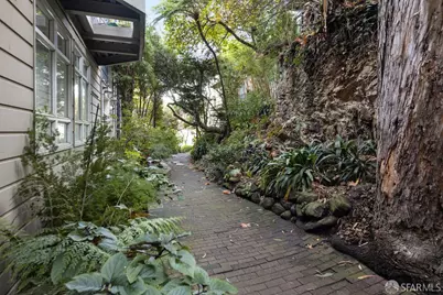 44 Macondray Lane #2W, San Francisco, CA 94133 - Photo 38