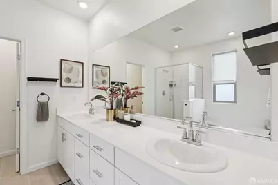 25422 Parklane Drive, Hayward, CA 94544 - Photo 22