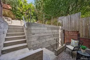 136 Saturn St, San Francisco, CA 94114 - Photo 32