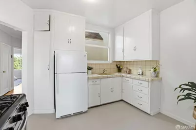 2442 44th Avenue, San Francisco, CA 94116 - Photo 8